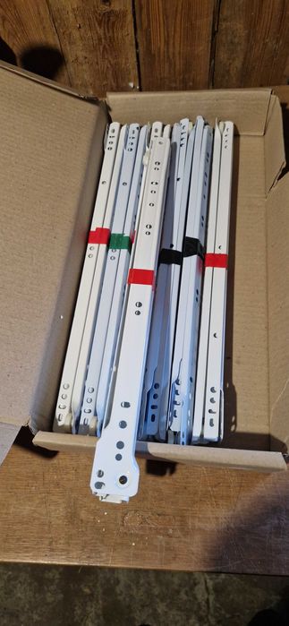 Prowadnice do szuflad 40cm.