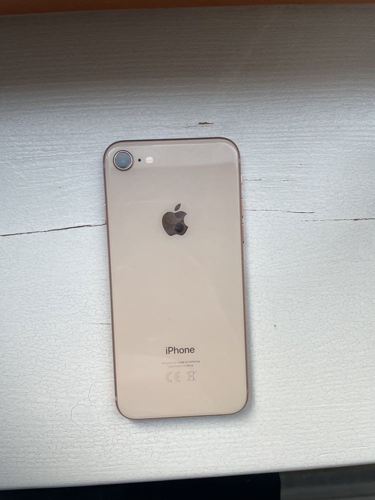 iPhone 8 64gb biały złoty rose gold