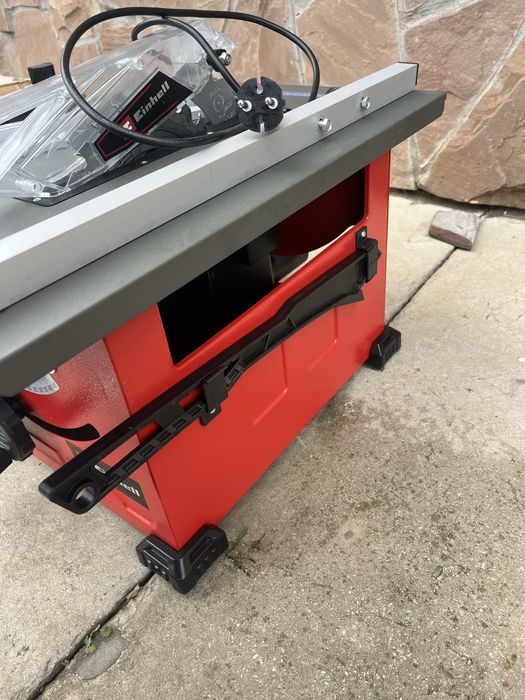 Настільна циркулярна пила Einhell TC-TS 210