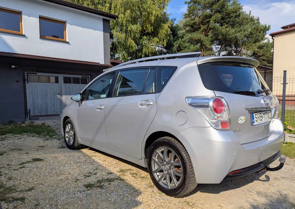 Toyota Verso Piękny rodzinny samochód bezwypadkowy z PL salonu osoba prywatny