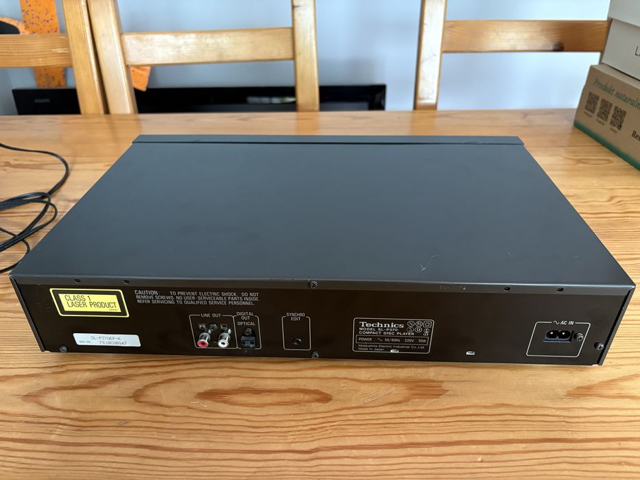 Odtwarzacz CD Technics SL-P370