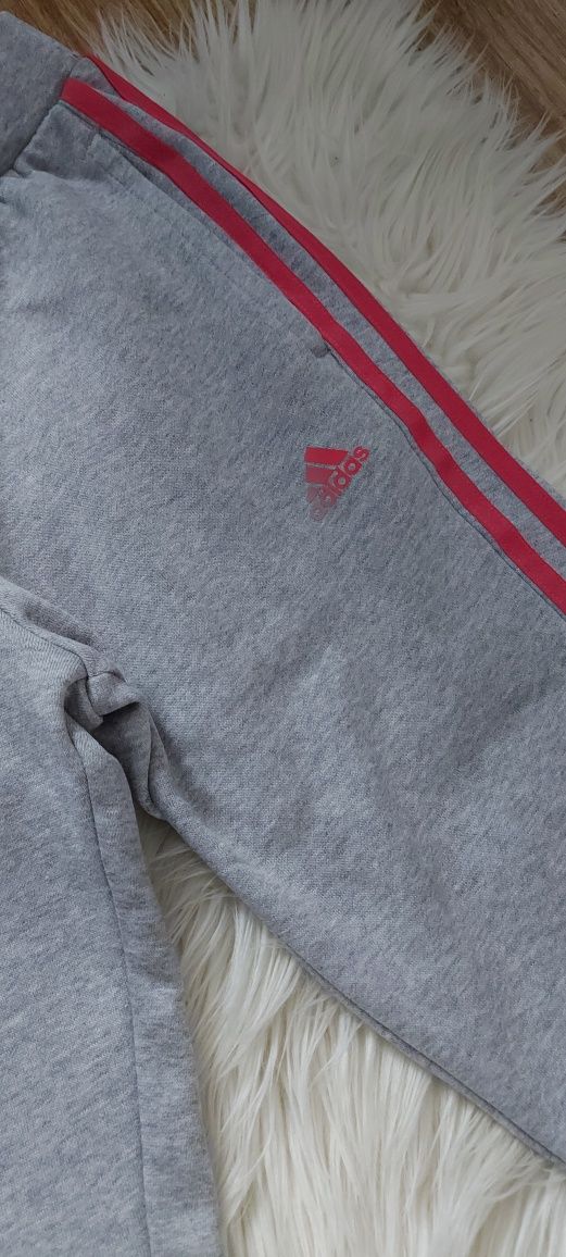 Spodnie dresowe Adidas
