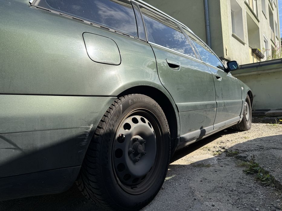 Audi A4 Avant silnik 1.9