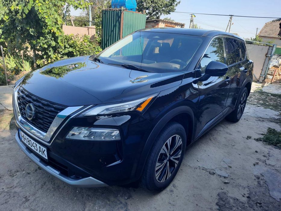 Продам ниссан рог т33