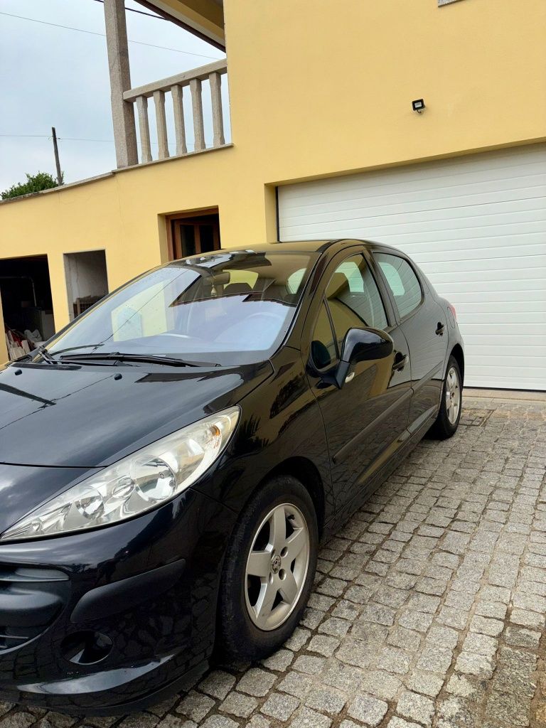 Peugeot 207 1.4 HDI