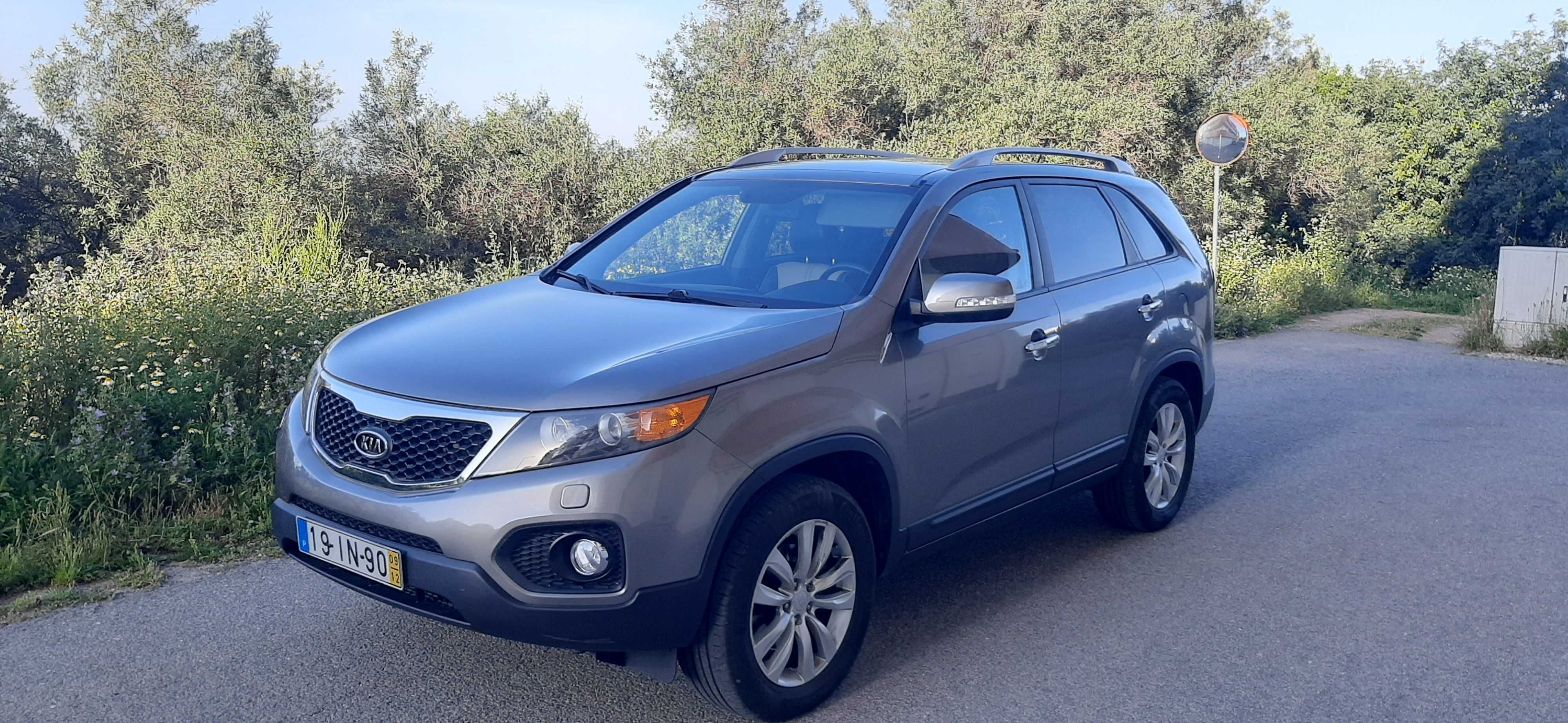 KIA SORENTO 2.2 CRDI TX AUTOMÁTICO em excelente estado