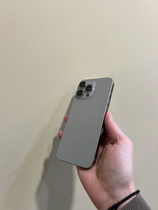 Б/у Iphone 16 Pro Max 512 Natural Titanium ідеальний стан