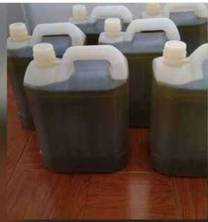 Azeite caseiro de boa qualidade garrafão de 5 litros 25€