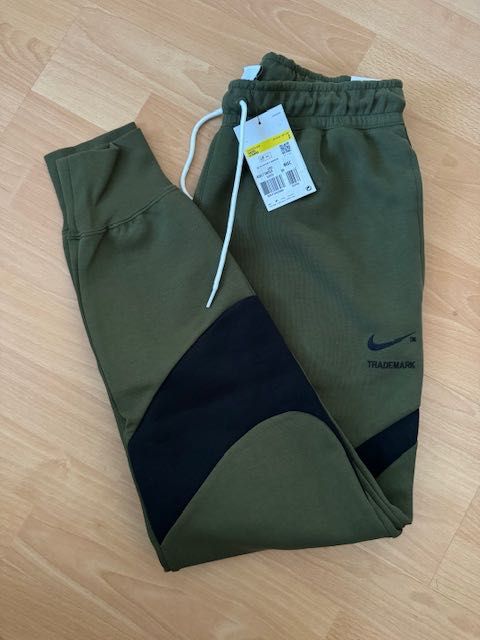 Spodnie Nike Swoosh Tech Fleece, r. S