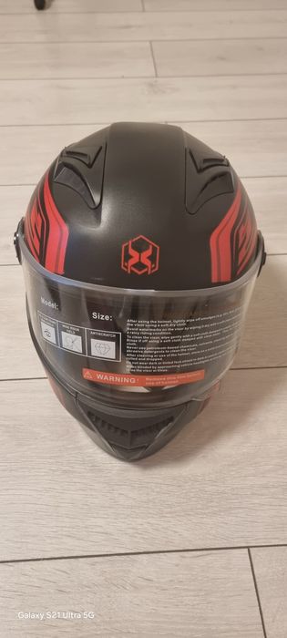 Продаю мотошолом