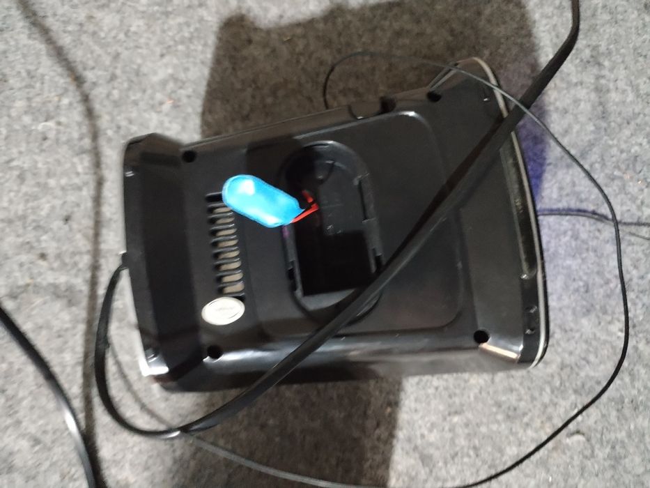 Продам радіо з годинником