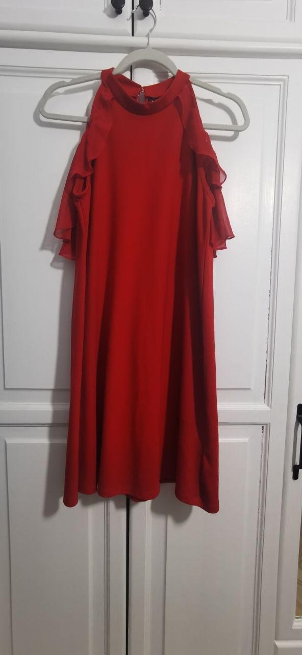 Piękna czerwona sukienka rozm 40!