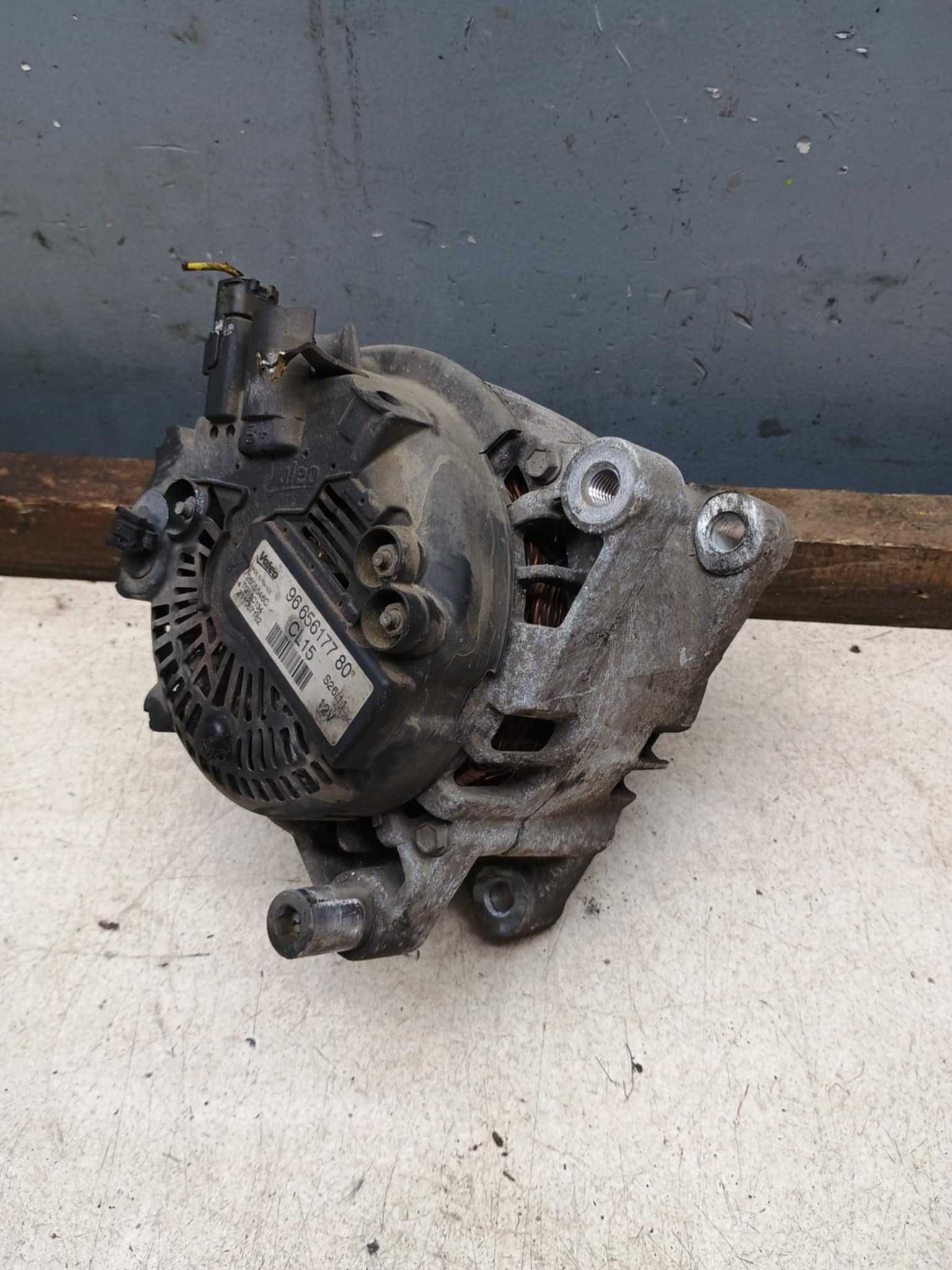 Alternator VALEO CL15 Citroen C4 Peugeot 307 1.4 / 1.6 / 2.0HDI