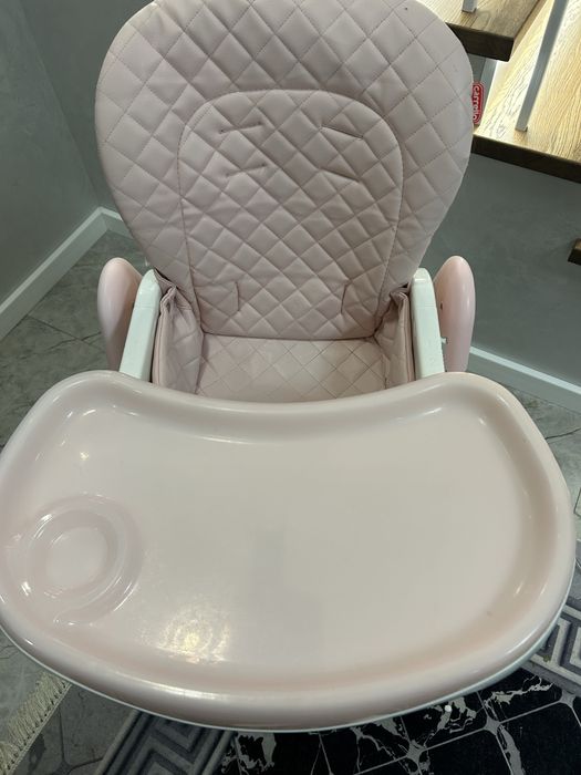 Продам годувальне крісло Carrello