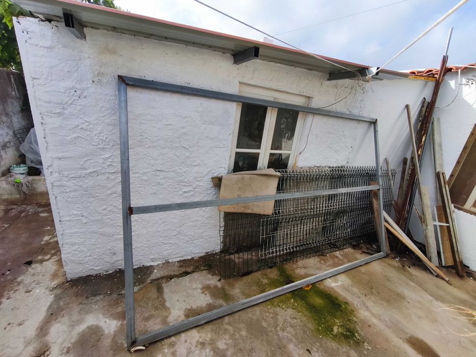 Estrutura para portão