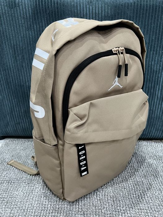Plecak Jordan Air Patrol rozmiar L Beżowy Trzykomorowy