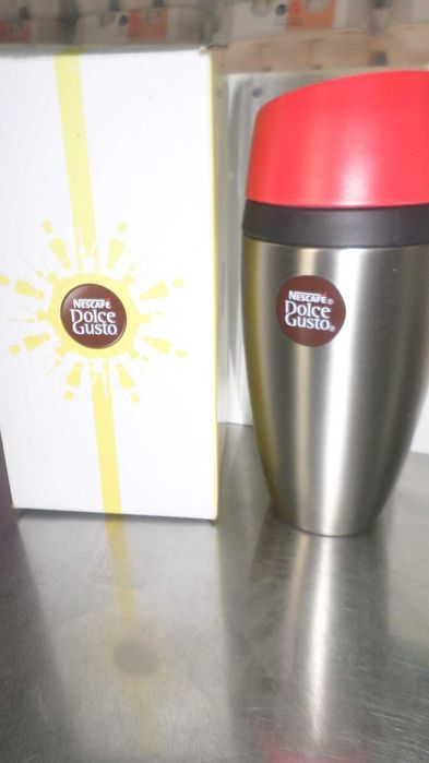 caneca de viagem para café dolce gusto