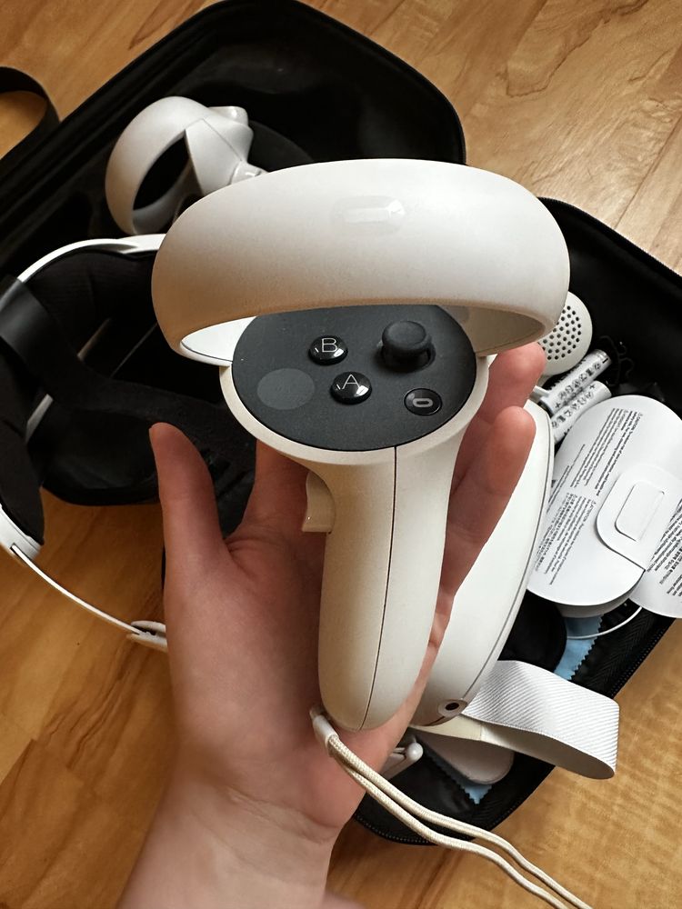 Gogle VR Meta Quest 2 (Oculus Quest 2) — pełny zestaw