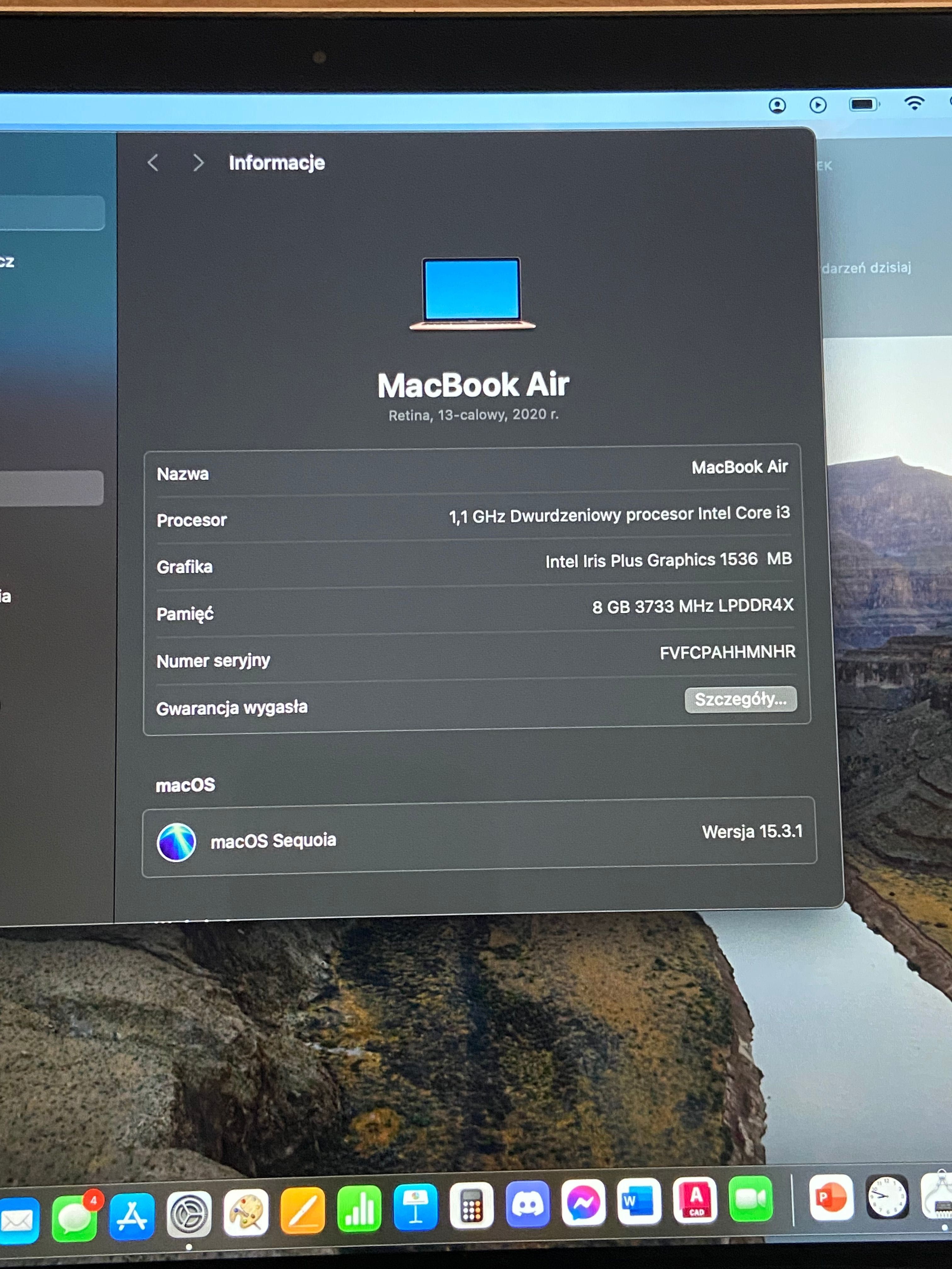 MacBook Air 13'' 2020 Retina 8 GB / 256 GB złoty