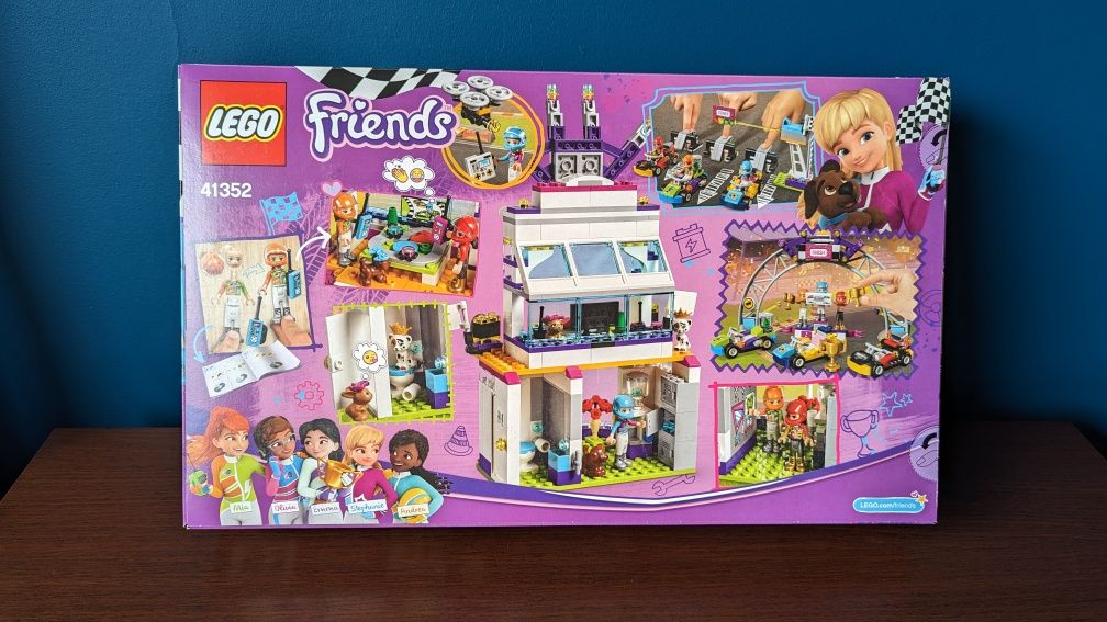 LEGO Friends 41352 - Dzień wielkiego wyścigu NOWE