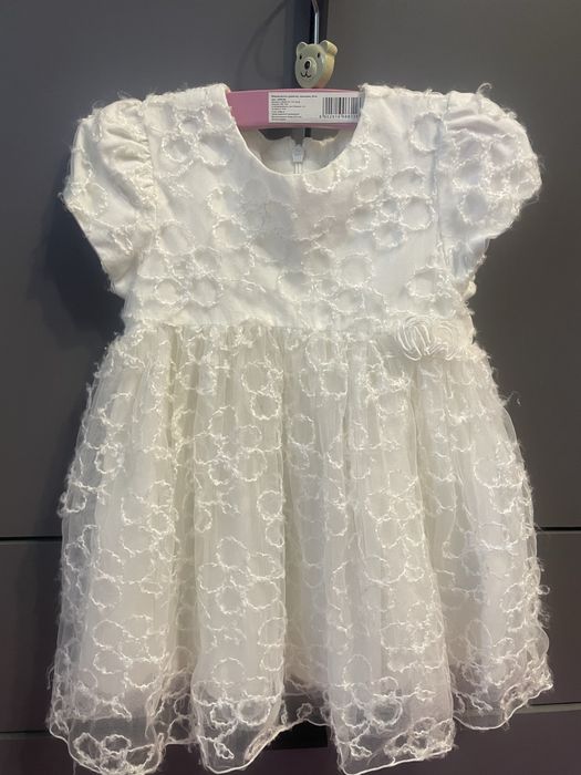 Платье на девочку белое