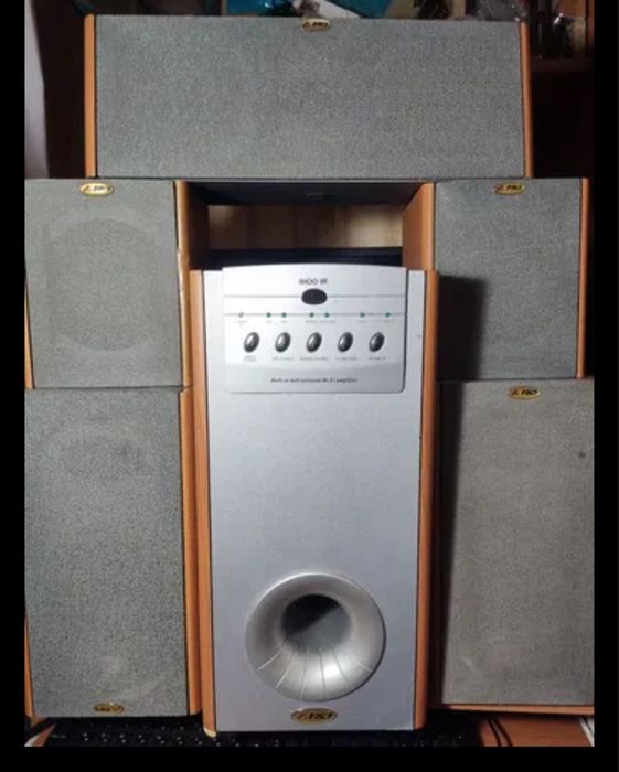 Домашній кінотеатр сабвуфер