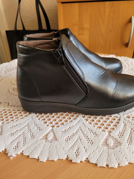 Buty kozaki  za kostki na szerszą stopę rozm.40