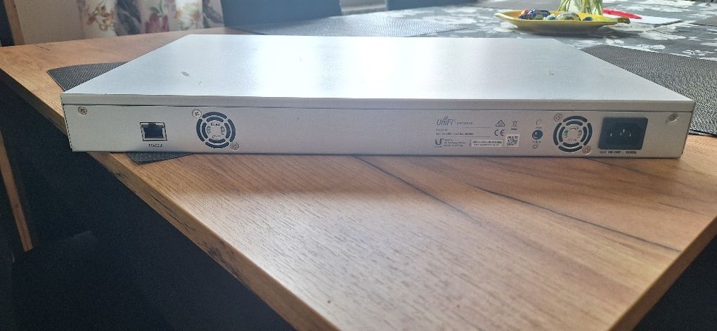 Ubiquiti switch US48