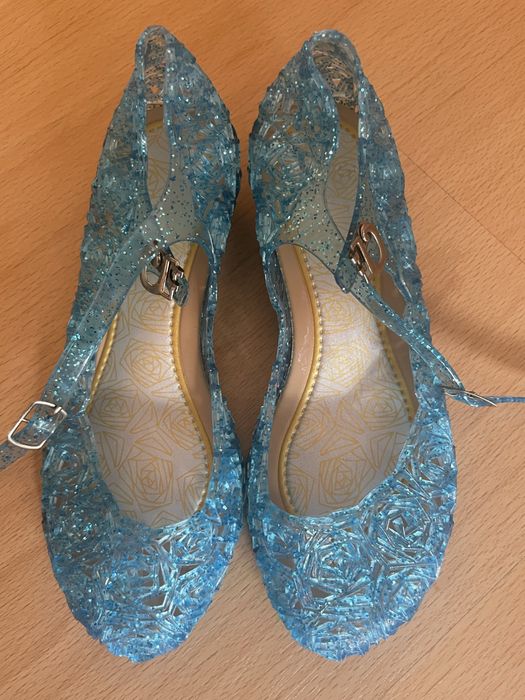 Sapatos de princesa n 33