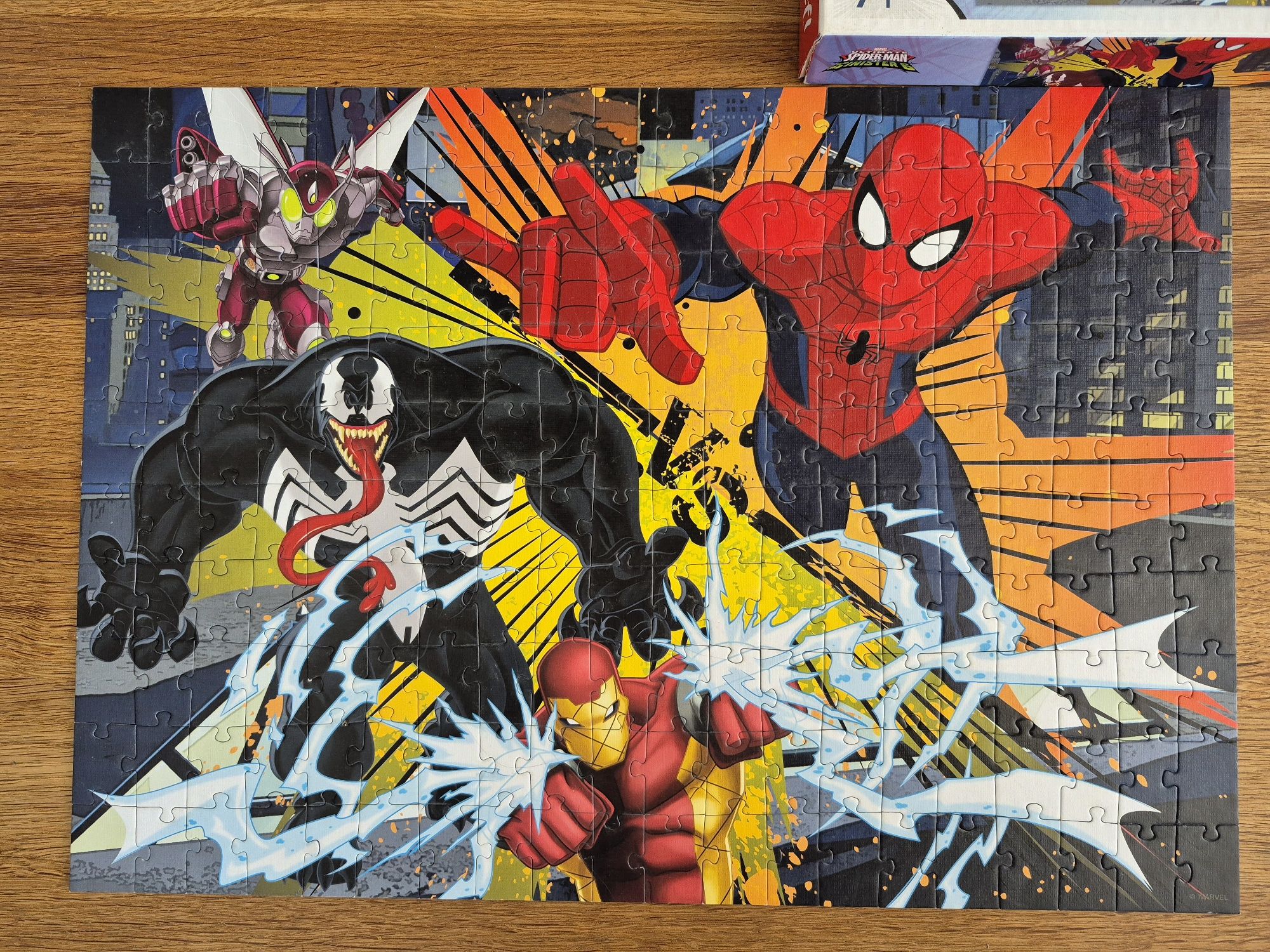 Puzzle Trefl Spider-Man 200 elementów