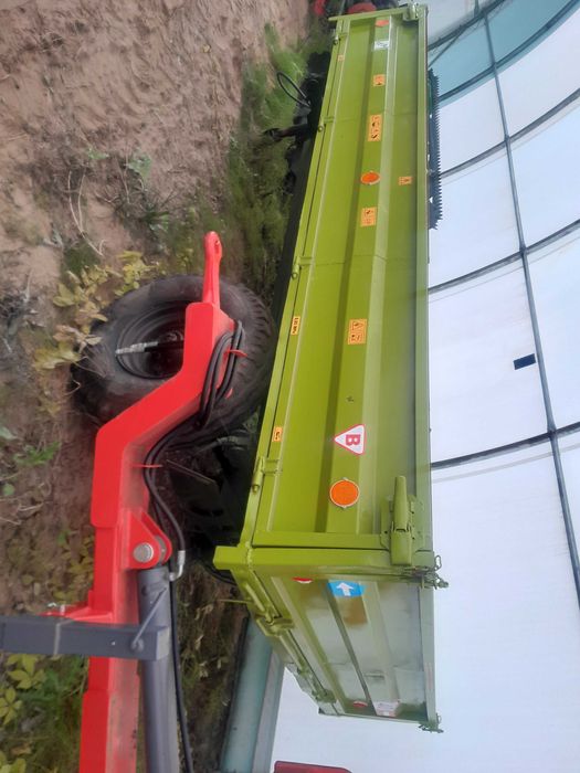 Przyczepa wywrotka 1 os 3 strony wywrot