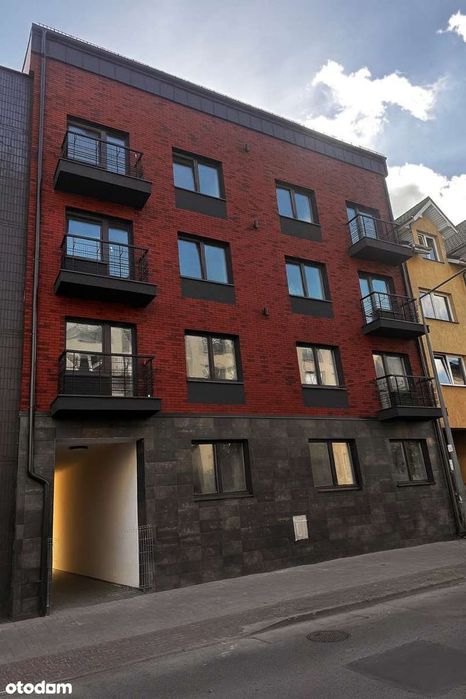 Sprzedam mieszkanie w kamienicy  34 m ,2 pok, balkon