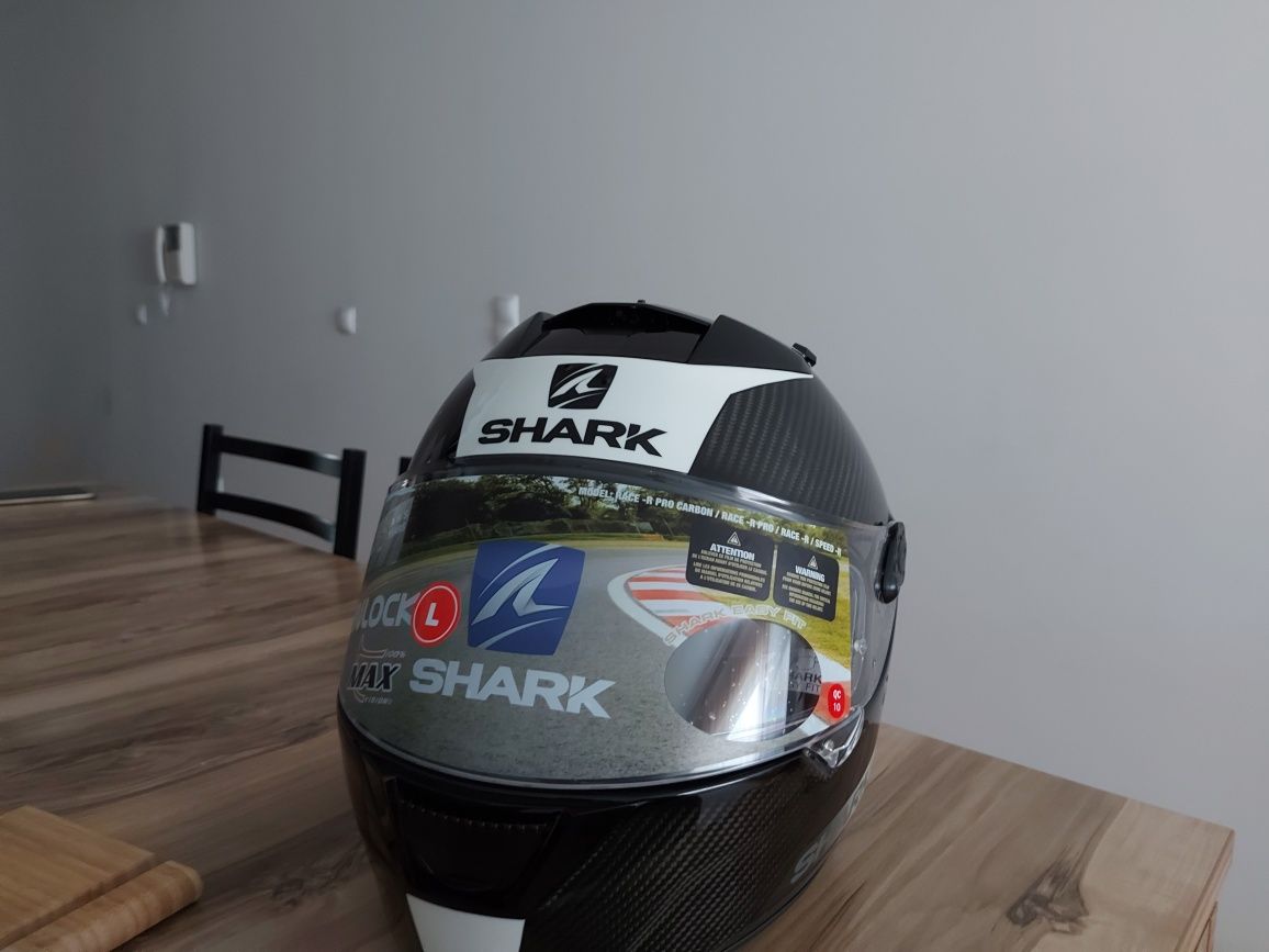 Shark Speed R Carbon skin