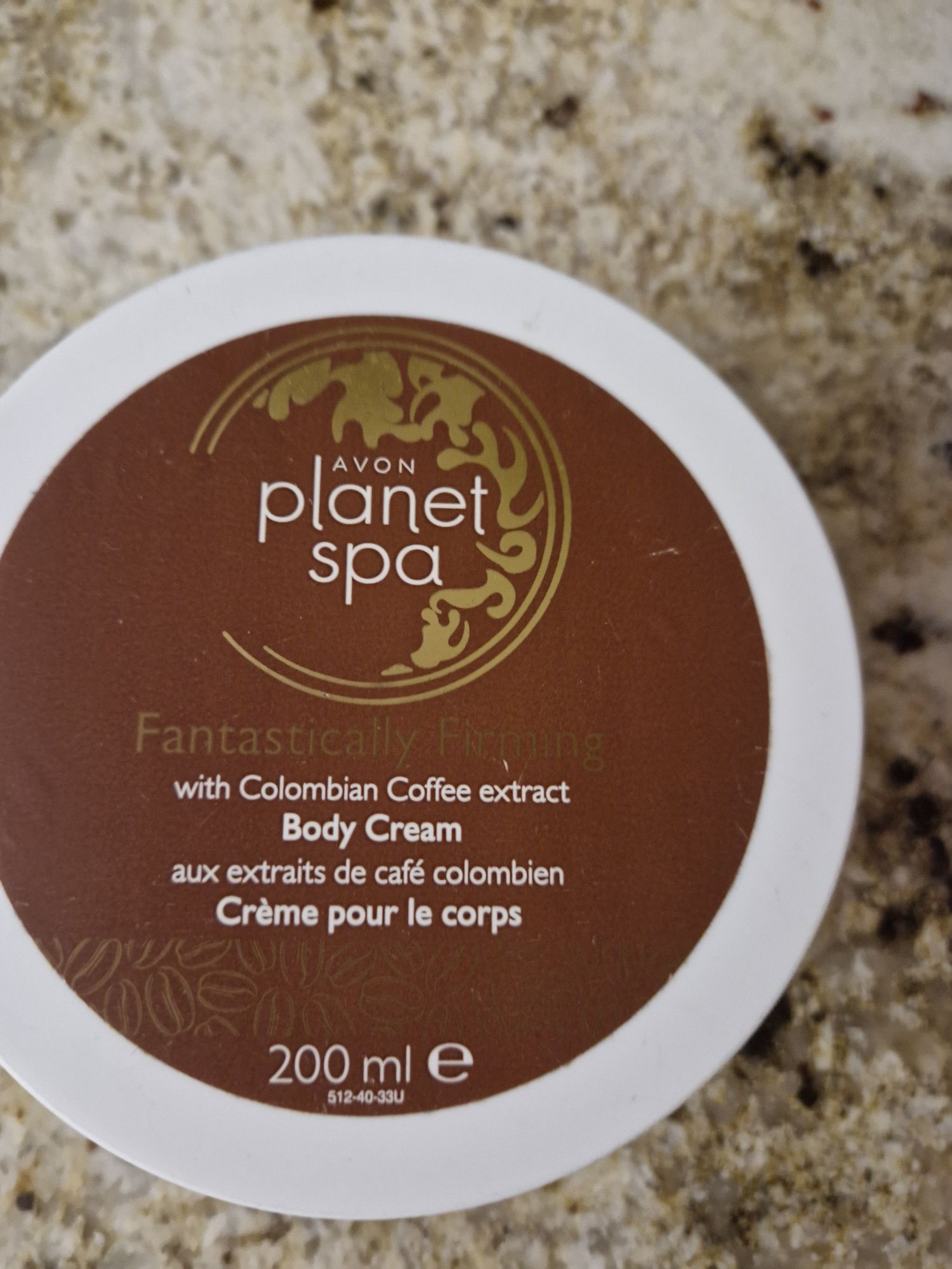 Avon regenerująco ujędrniające masło z ekstraktem kawy Planet spa