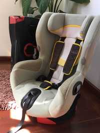 Cadeira Auto Axiss (Bébé Confort)
