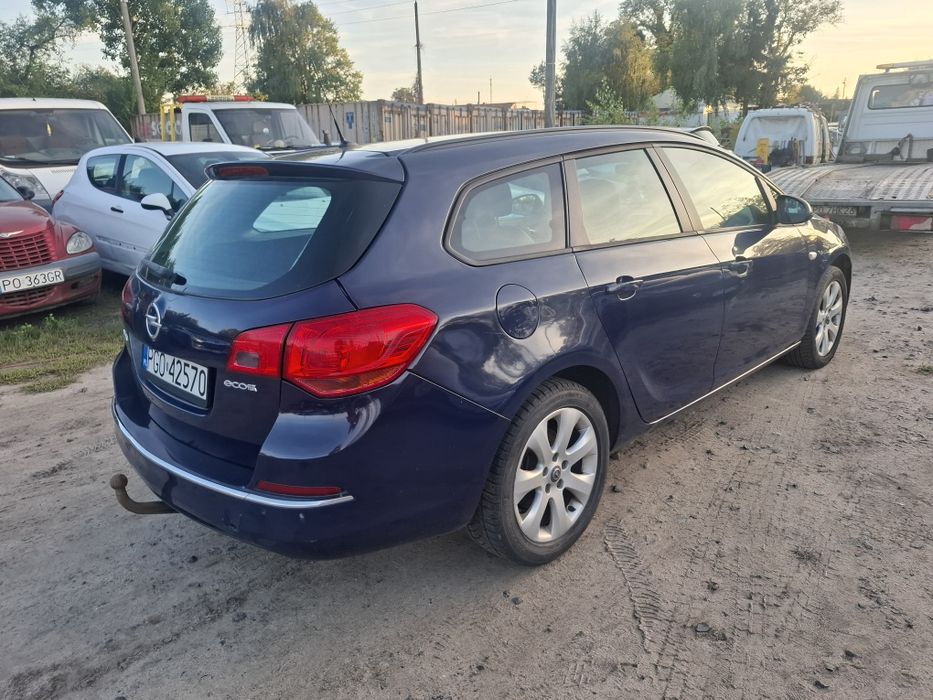 Opel Astra J 2015 Kombi 1.6 CDTI Klima Elektryka Alufelgi Wspoma