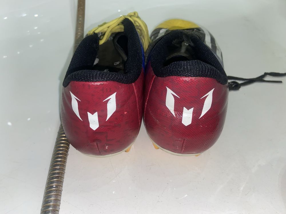 Бутси Adidas f5 44 розмір