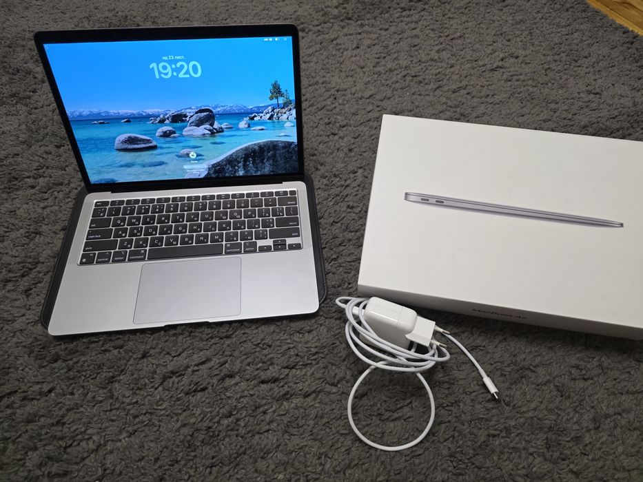 Macbook Air M1 space gray 256gb