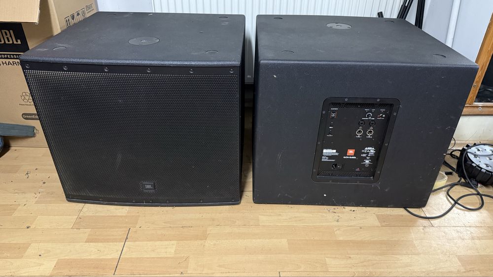 JBL Eon 618S. Sub Subwoofer Bas