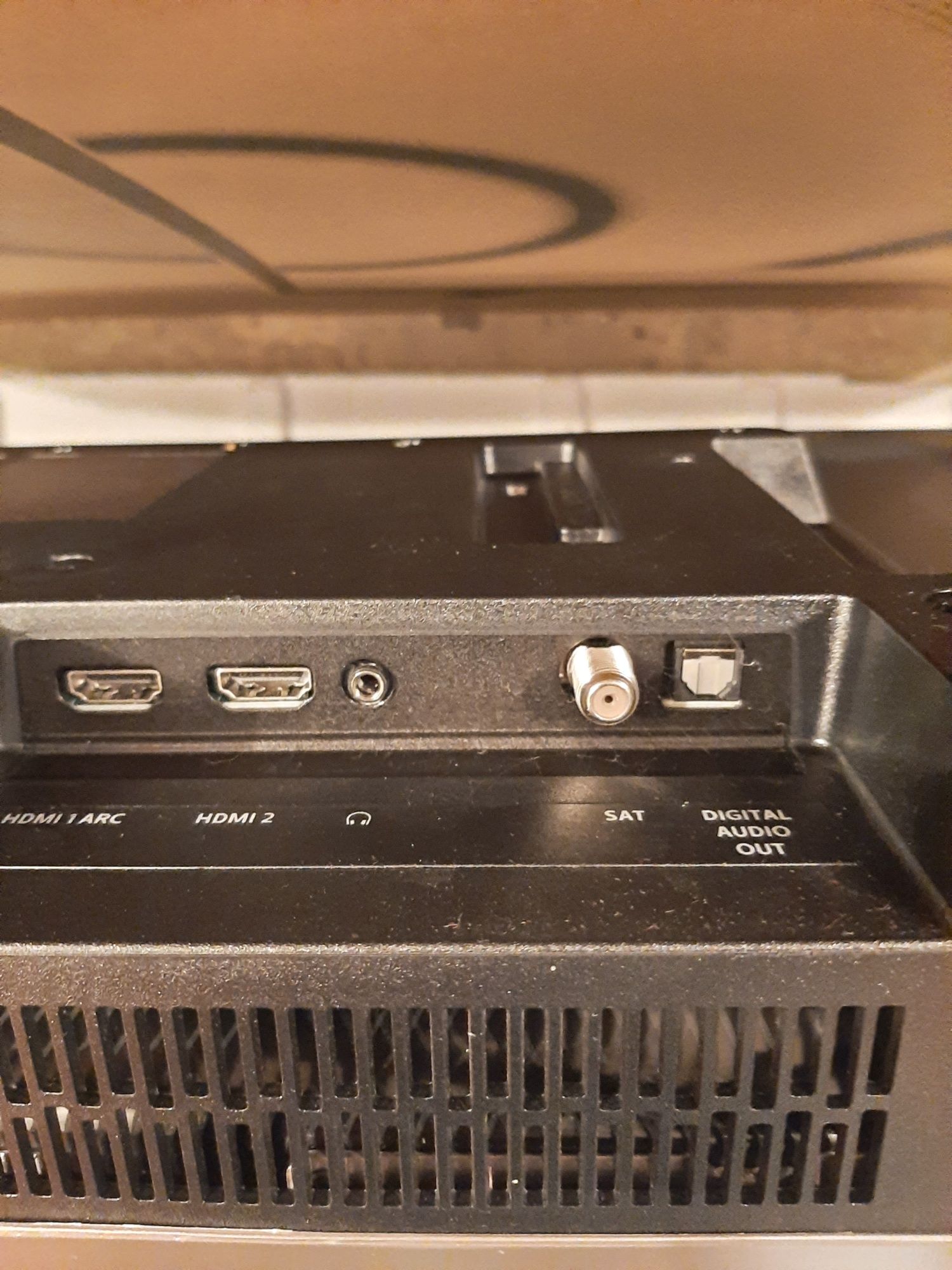 Telewizor LCD Philips series 5500 32"