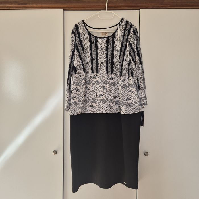 Sukienka, nowa r. 54, 7XL, czarno-biała, piękna