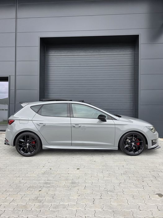Seat Leon 5F FR Nardo Grey 184
