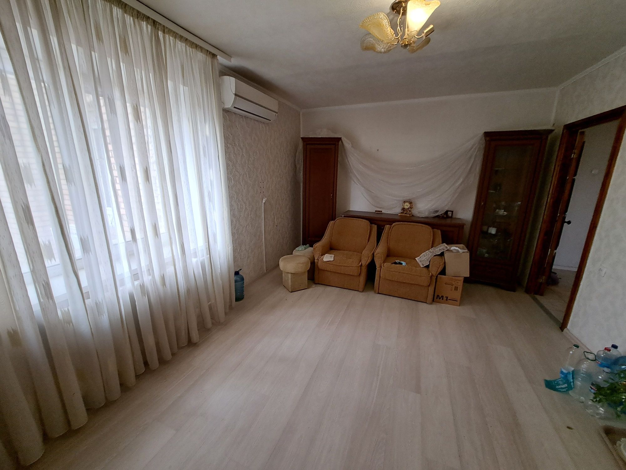 Квартира 3 комнатная ул.Парковая 83 р-н Даманский