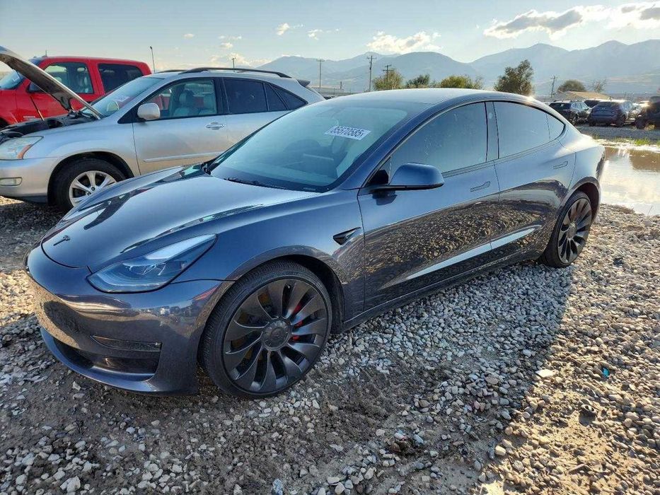 Tesla Model 3 2023 .