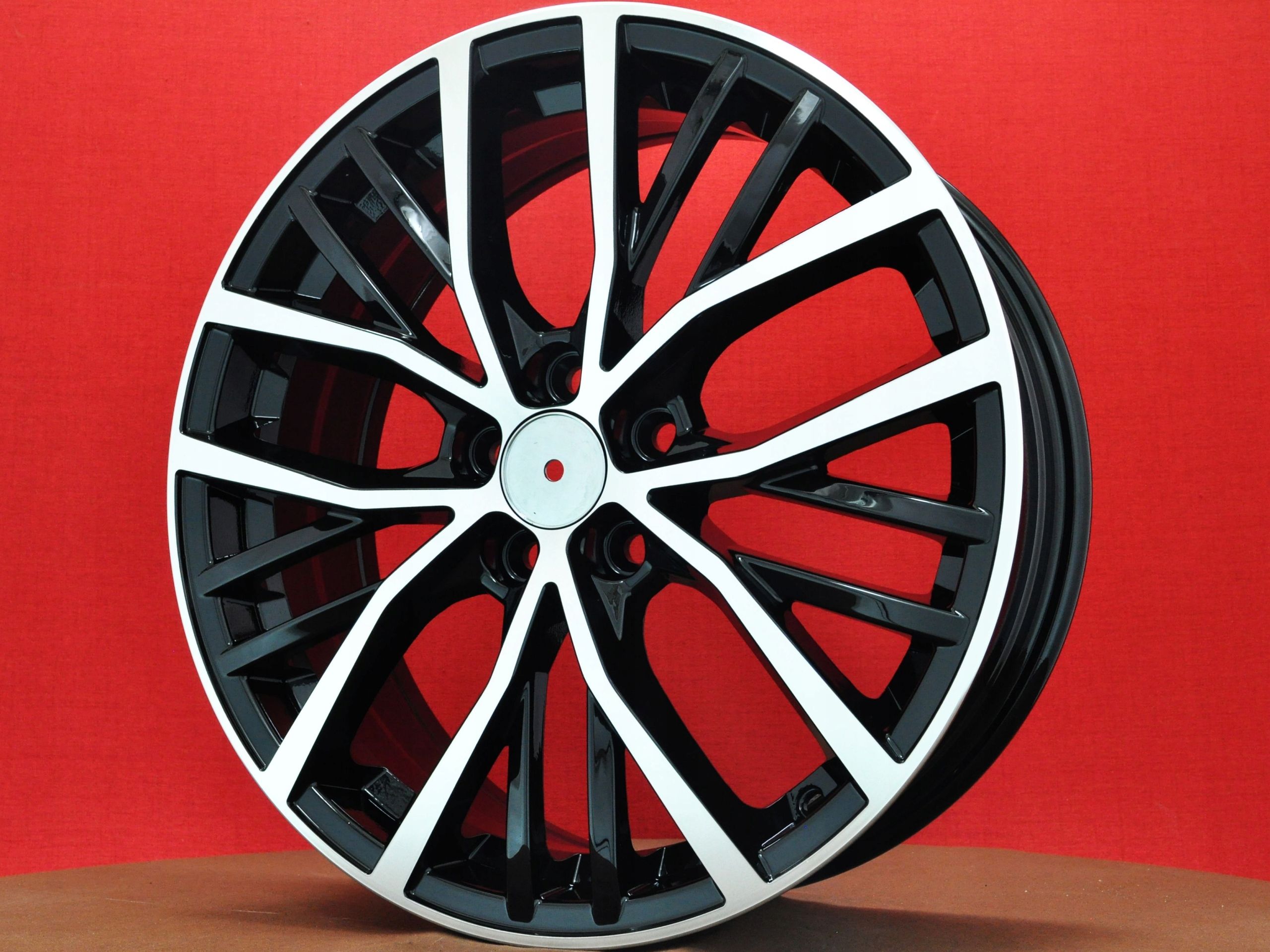 FELGI R17 5x112 AUDI A3 8P 8V A4 B6 B7 A6 C5 C6 A8 D2 D3 Q2 Q3 8U F3