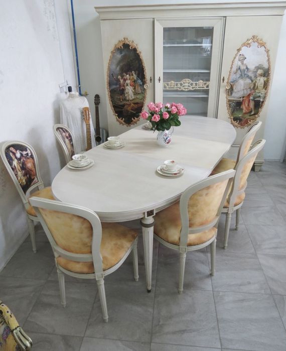 Stół Krzesła Medaliony Ludwik XIV odrestaurowane, nieużywane