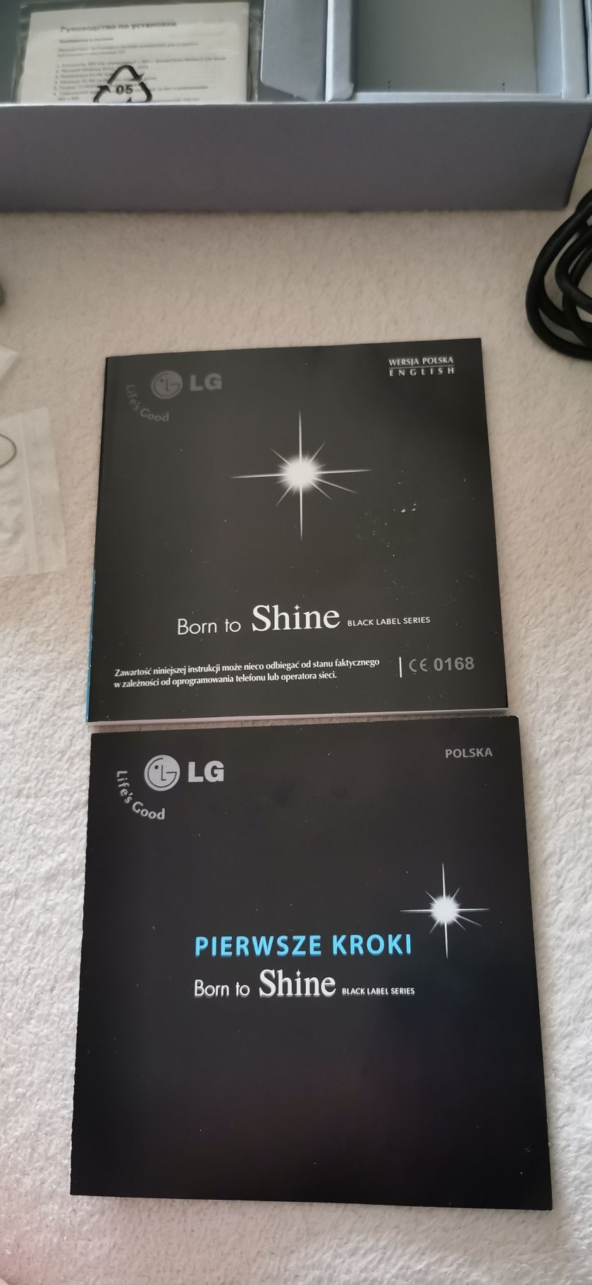 Telefon LG KE970