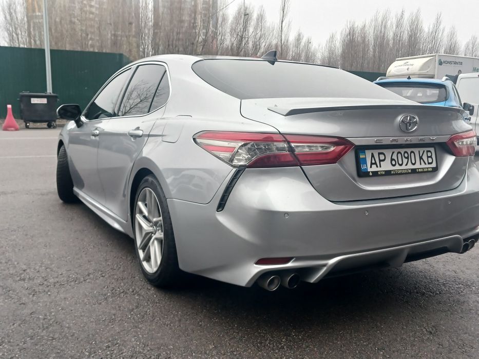 Тоета Камри 2018 3.5