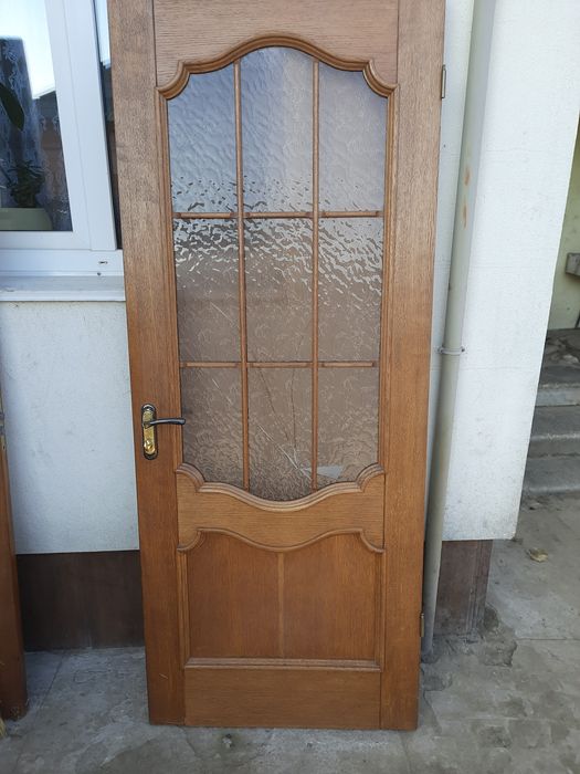 Двери меж комнатние