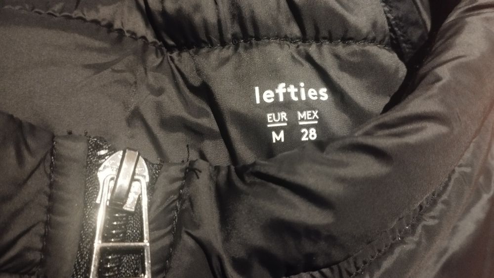 Kispo preto elegante Lefties M